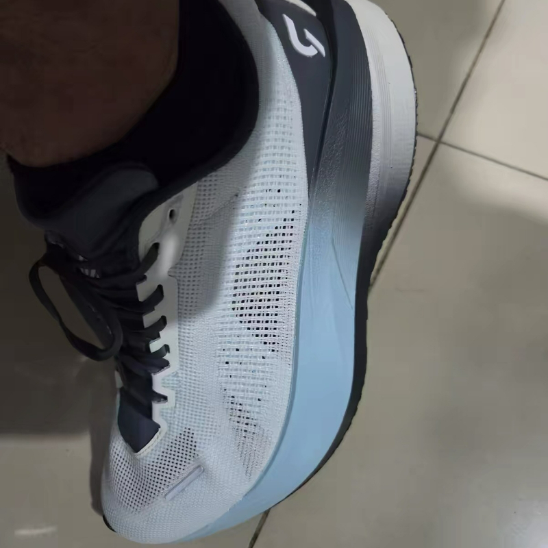 DYNAFISH Xiao Nian Running Sho - đánh giá và giá Men Shoes Vs Women